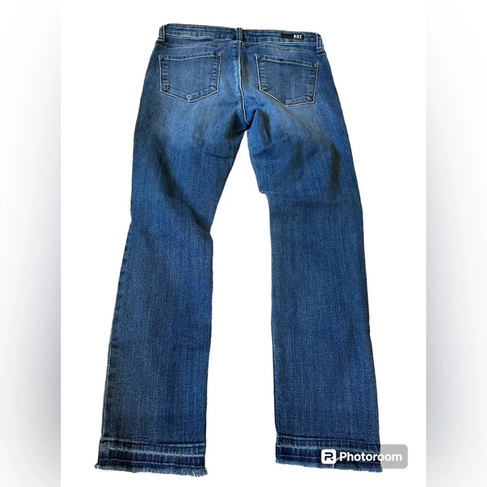 Kut from the Kloth Reese Ankle straight Leg Raw Hem Distressed Jean- size 2 - Picture 3 of 10